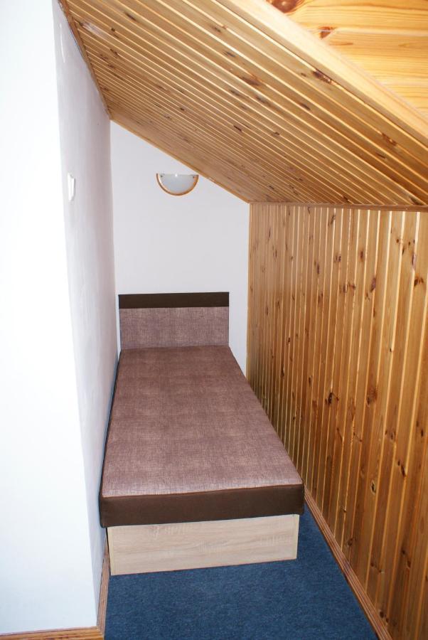 Pensjonat Pod Lwem Niechorze Buitenkant foto